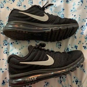 Size 9 Nike sneakers